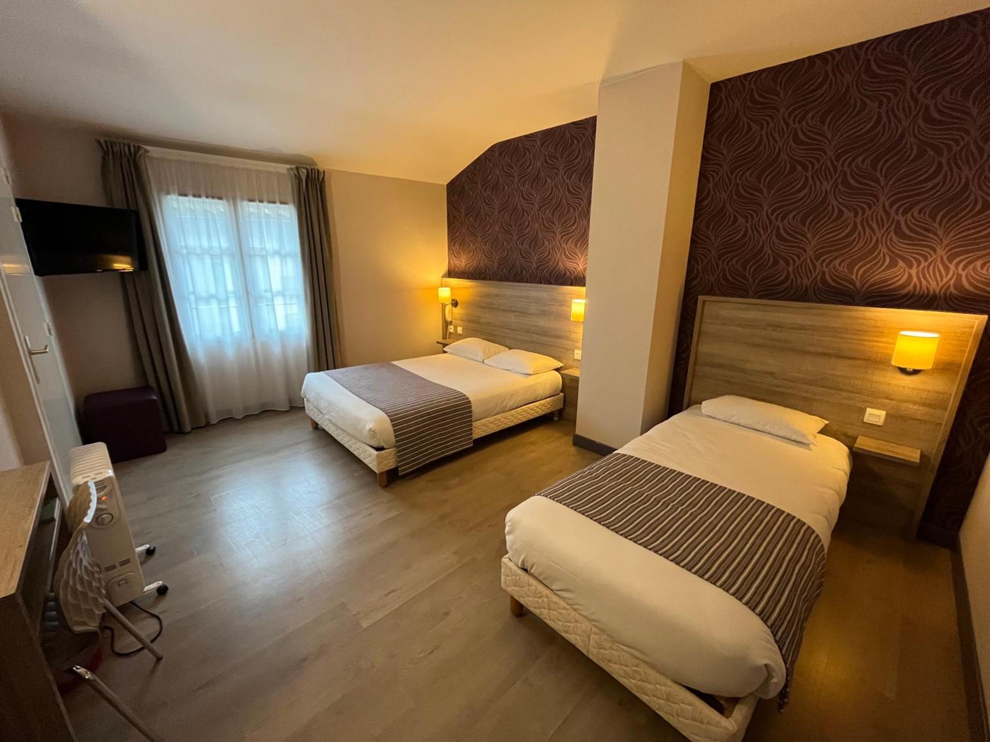 Logis Hotel Le Saint Georges Vivonne Kültér fotó