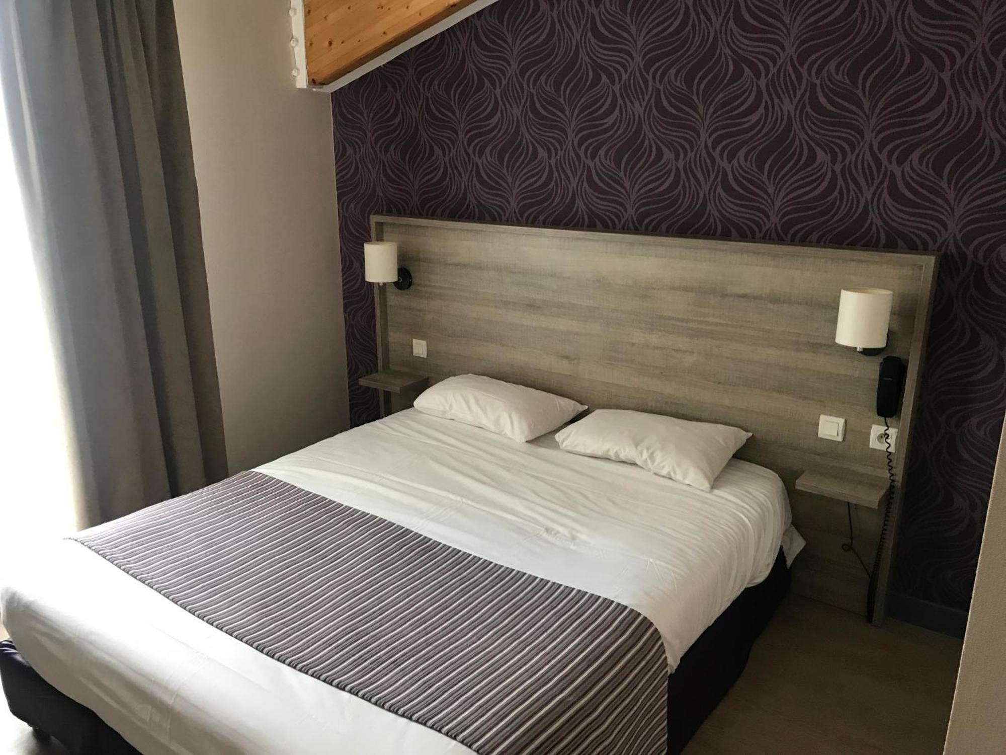Logis Hotel Le Saint Georges Vivonne Kültér fotó