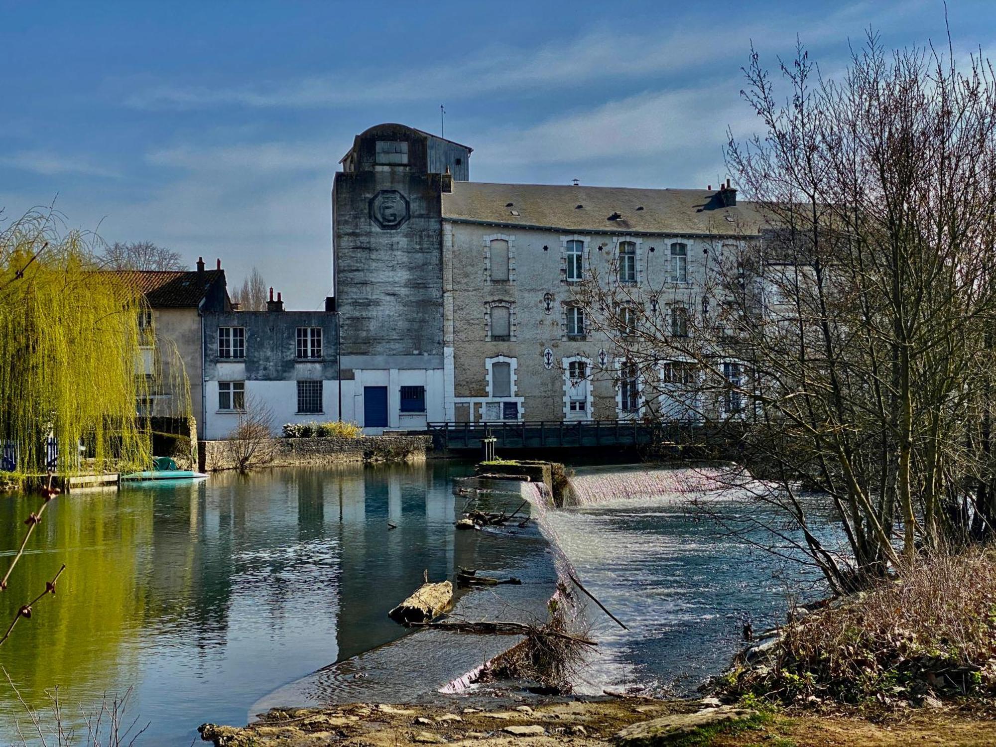 Logis Hotel Le Saint Georges Vivonne Kültér fotó
