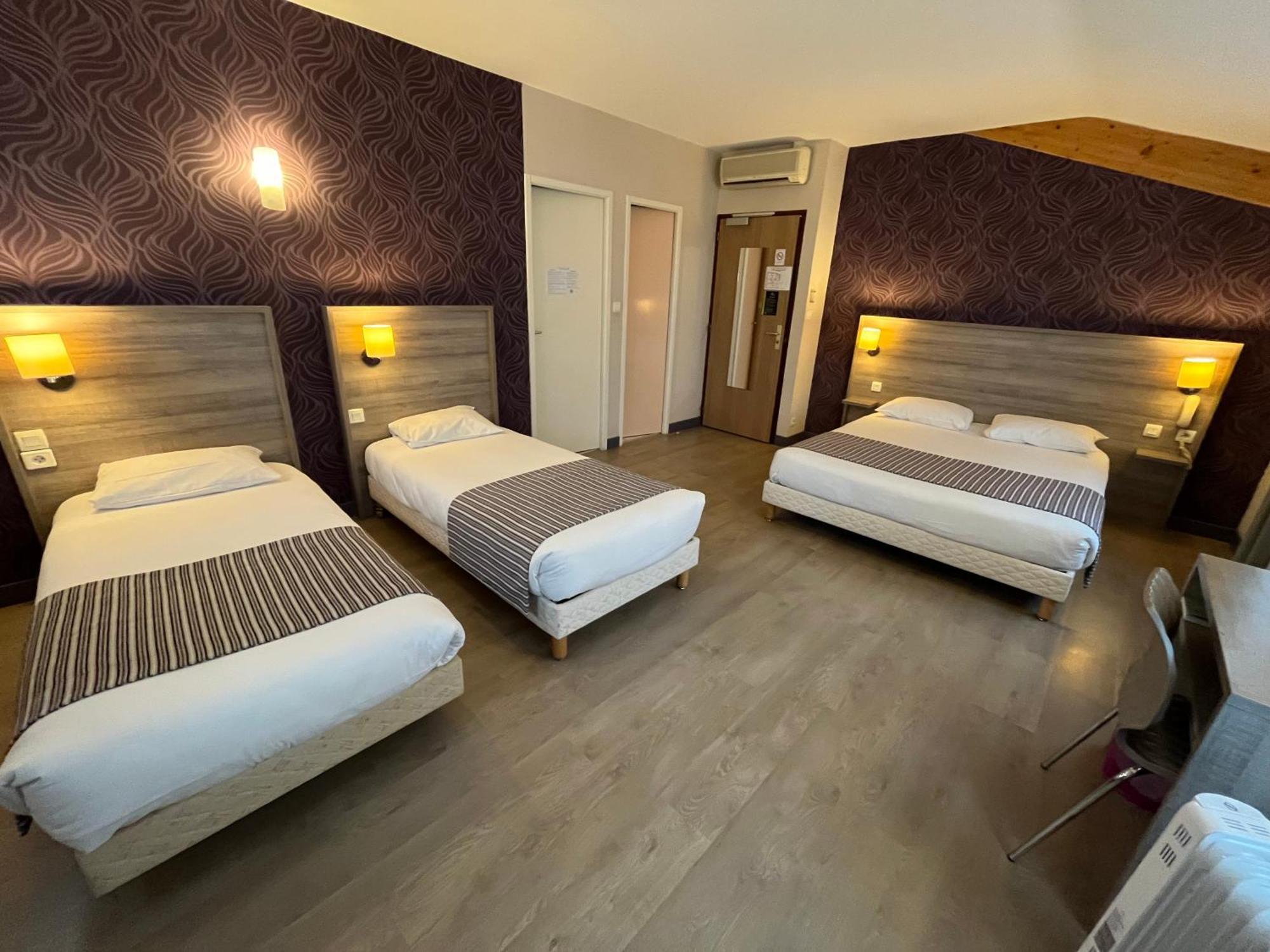 Logis Hotel Le Saint Georges Vivonne Kültér fotó