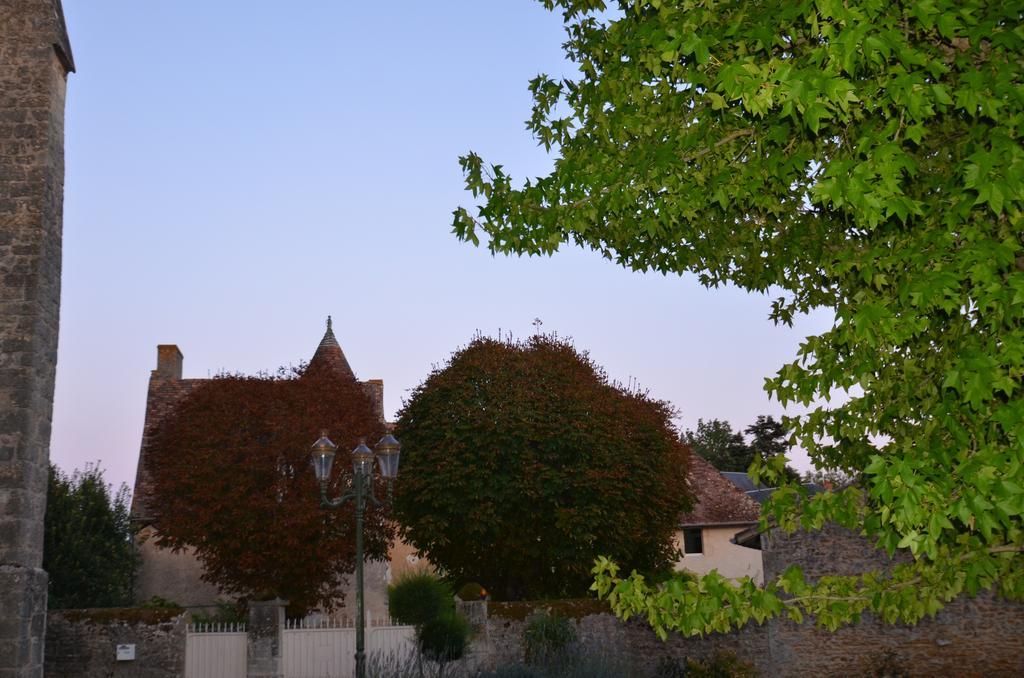Logis Hotel Le Saint Georges Vivonne Kültér fotó