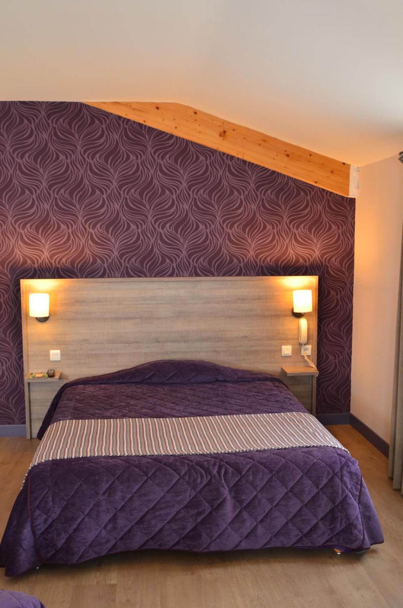 Logis Hotel Le Saint Georges Vivonne Kültér fotó