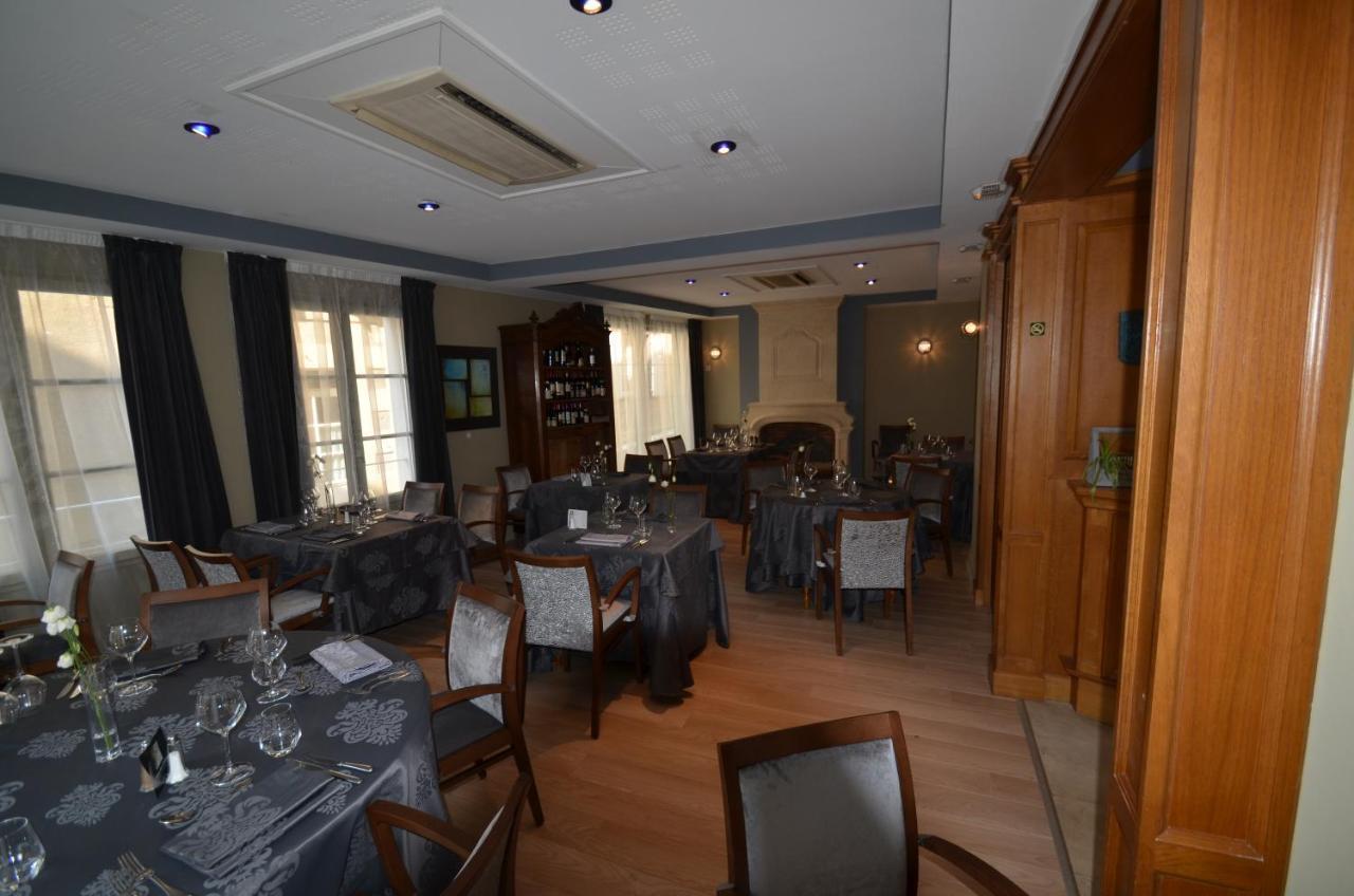 Logis Hotel Le Saint Georges Vivonne Kültér fotó
