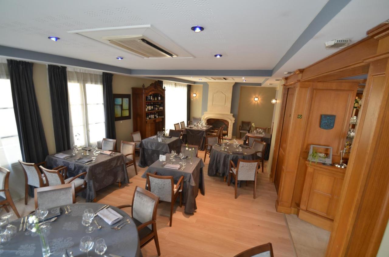 Logis Hotel Le Saint Georges Vivonne Kültér fotó